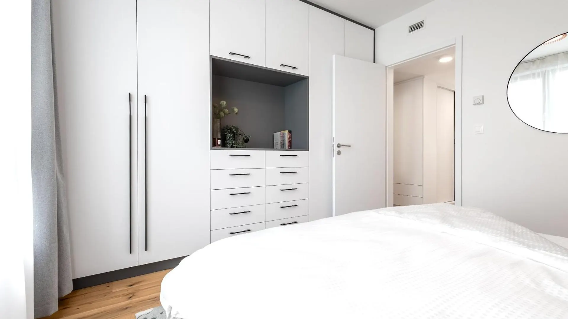 Stylish Apartment - Free Parking, Cinema, By Gravity Prague
