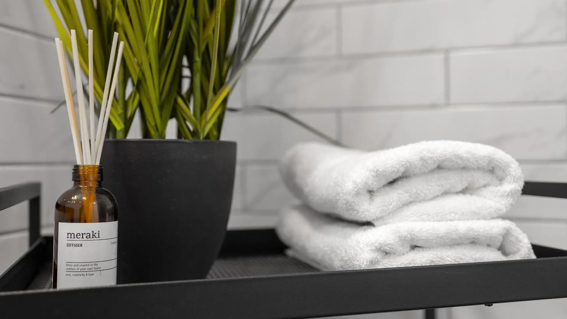 Stylish Apartment - Free Parking, Cinema, By Gravity Prague