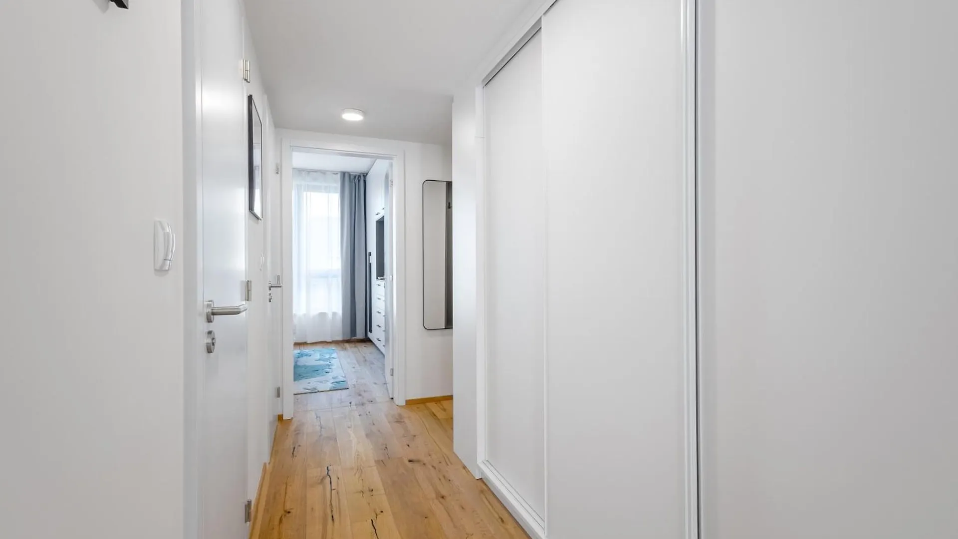 Stylish Apartment - Free Parking, Cinema, By Gravity Prague Czech Republic